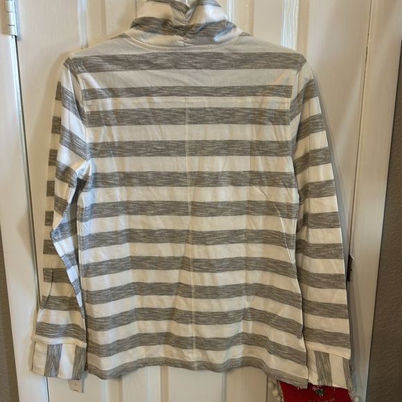 T by Talbots Women’s (S) Gray White Striped Cowl Neck Longsleeve Tee Top NWT - Picture 7 of 9